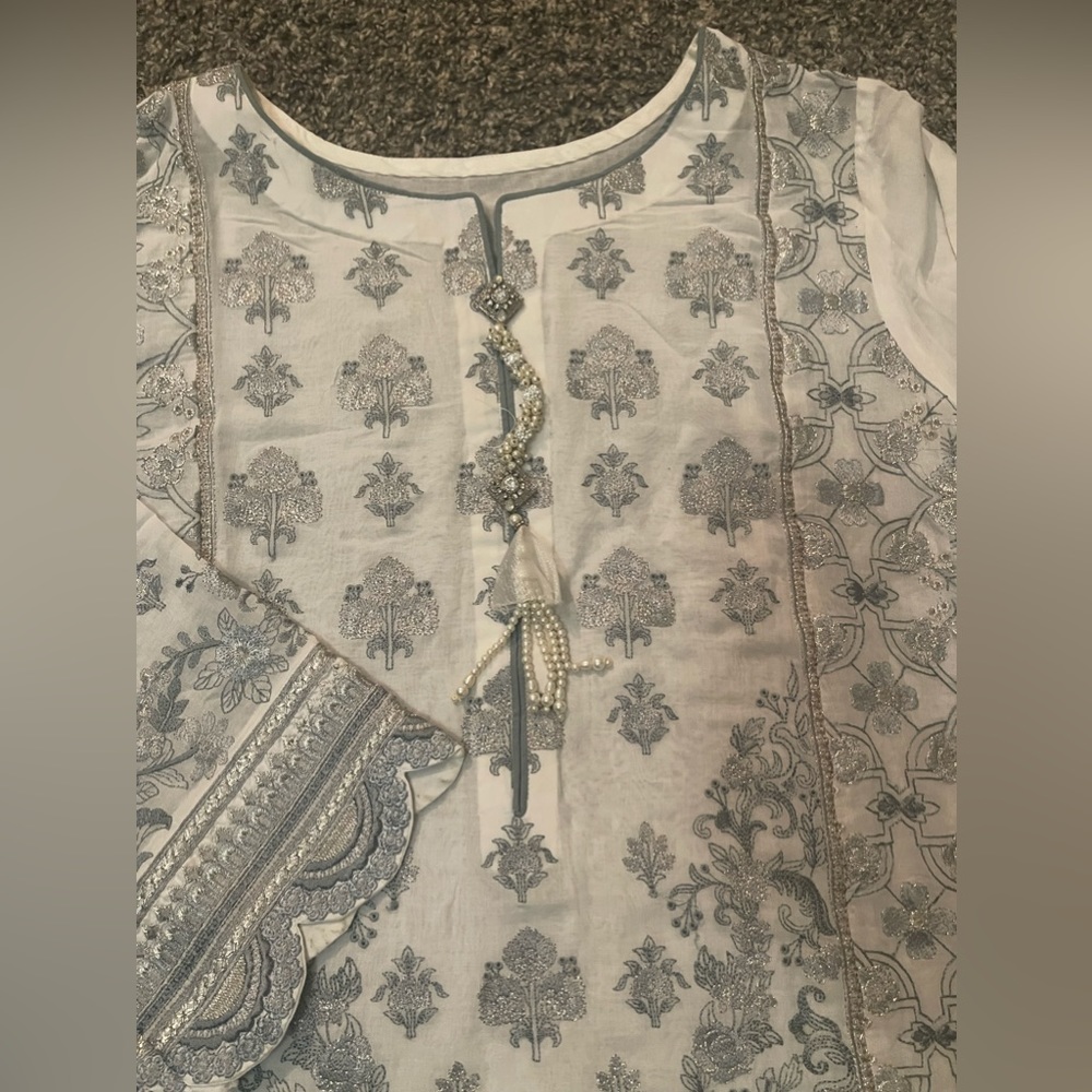 Pakistani Indian dress - Picture 3 of 7